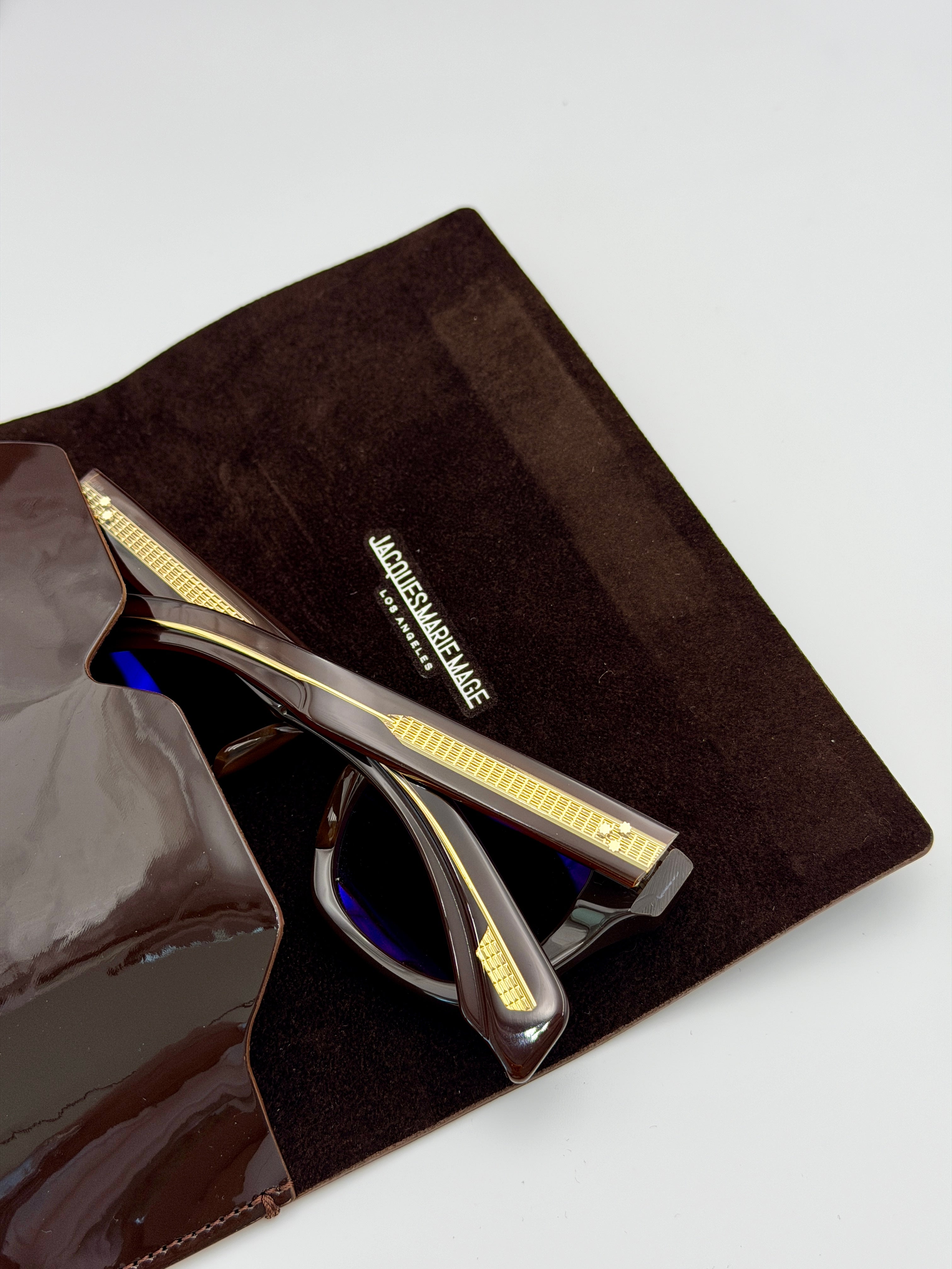 Jacques Marie Mage - Epoxy II - Dealan - Ganache