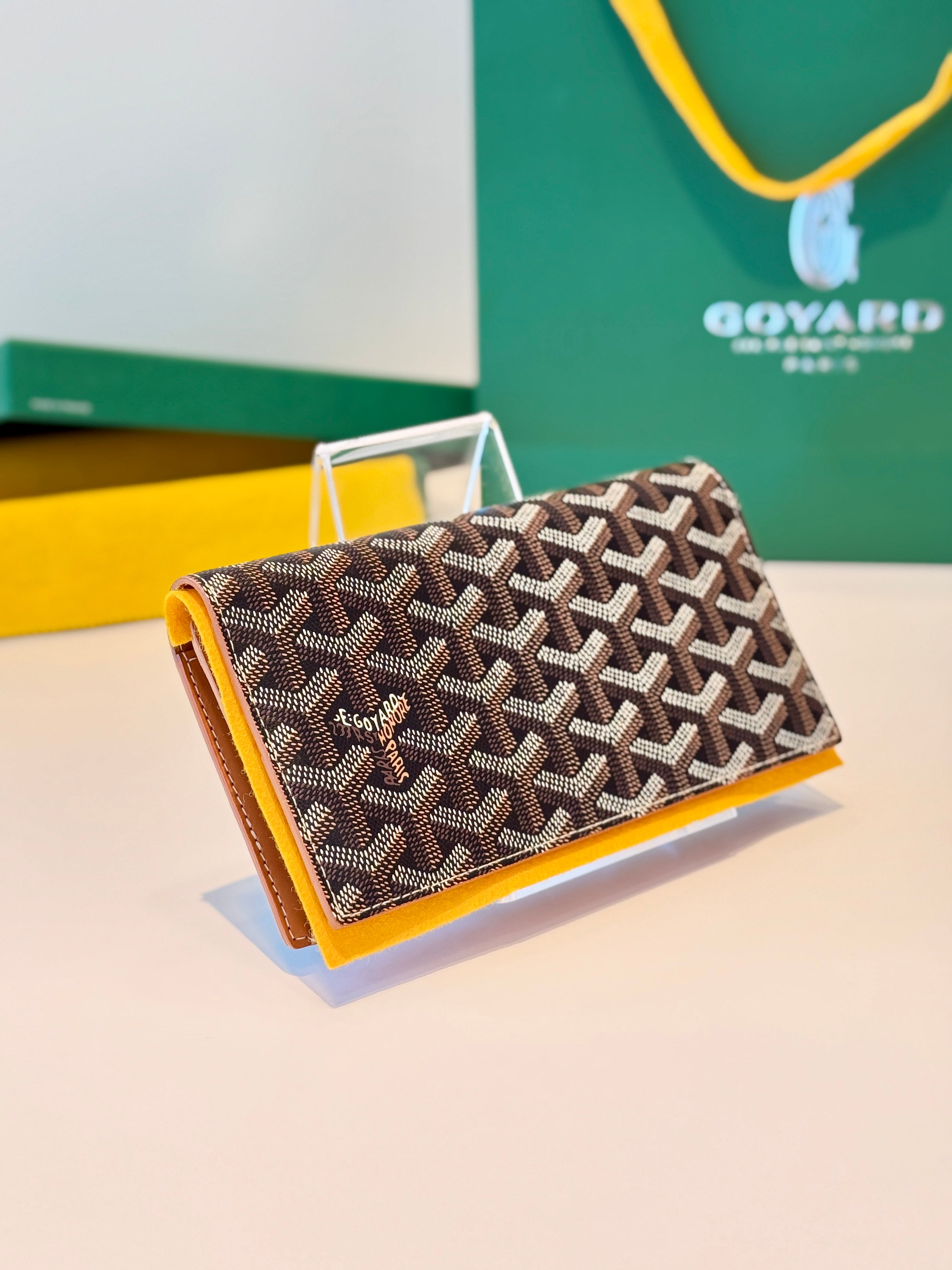 Goyard Richelieu Wallet - Tan